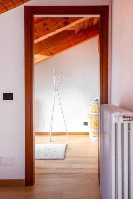 Charming 2.5Room Flat In Center Of Monforte dʼAlba Εξωτερικό φωτογραφία