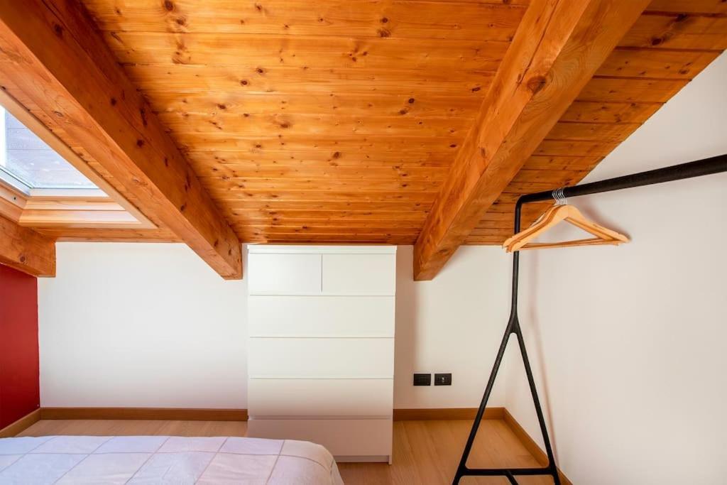 Charming 2.5Room Flat In Center Of Monforte dʼAlba Εξωτερικό φωτογραφία